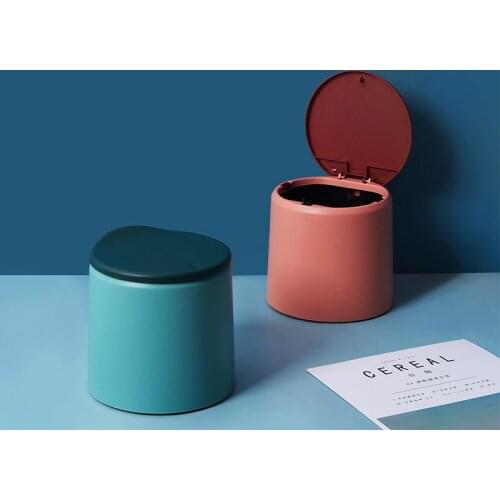 Small Plastic Bucket Cute Trash Bin Bedroom Desk Eco-Friendly Mini Trash Bin Paper Basket Vuilnisbak Kawaii Trash Can ED50TC