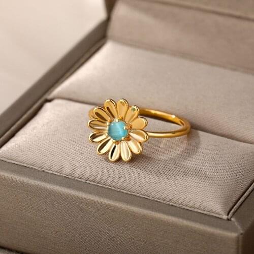 Vintage Flower Ring for Women Stainless Steel Sunflower Opal Ring Anillo Party Jewelry Best Friend Gift Accessories Bijoux Femme