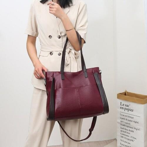 2021 New Women Shoulder Messenger Bag Sheepskin High Quality Casual Shoulder Bags Solid Zipper Colors Fashion Handbag Bag