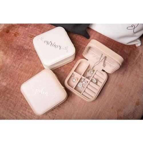 Personalized Name Text Jewelry Case, Travel Jewelry Box, Customized Bridesmaid Mothers Day Birthday Gifts Nice Comestic Box