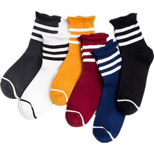 2021 New Fashion Streetwear Women Skateboard Rainbow Middle Tube Socks Fashion Art Hipster Colorful E-girl Cotton Socks Female