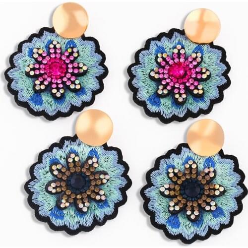 FLOLA Handmade Beaded Earrings For Women Big Embroidery Flowers Beads Drop Earrings Rhinestone Bohemian Jewelry Gifts ersv35
