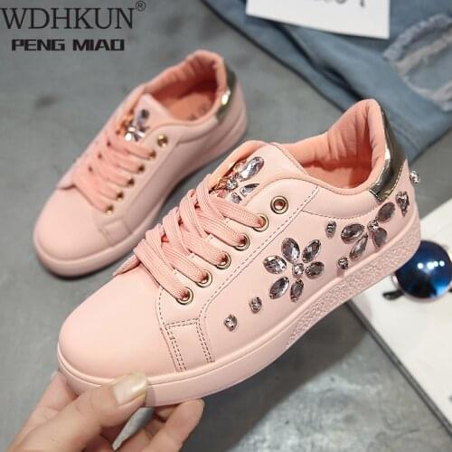 2020 Fashion Sneakers Women Flats Rhinestone Woman Casual Shoes Soft Womens Sneakers Ladies Brand Shoes Pink Black White