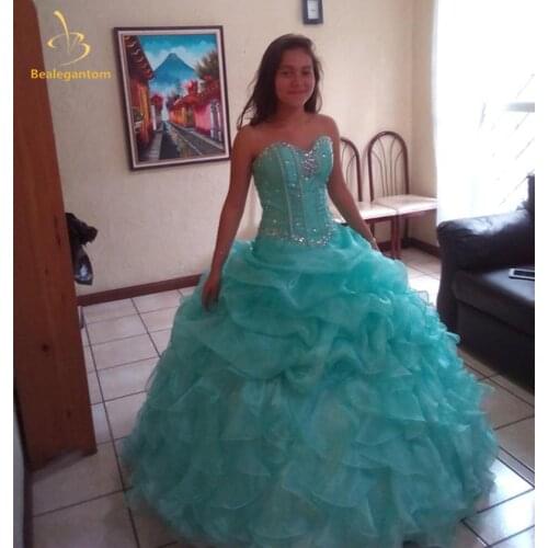 2019 Cheap Quinceanera Dresses Ball Gown In Stock Beading Sleeveless Sweetheart Tiered Floor Length Vestidos de Debutant