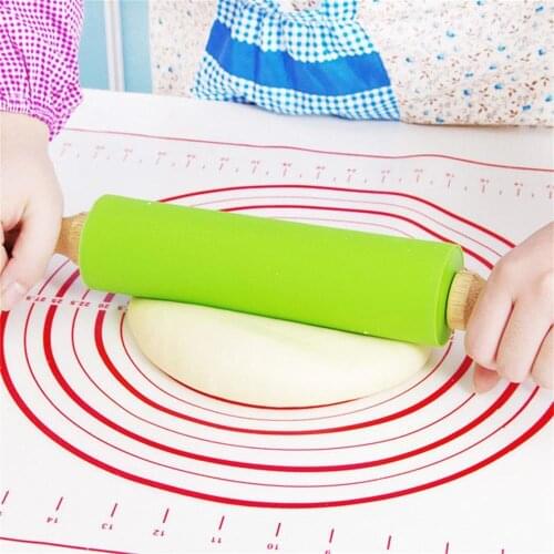 Rolling Pin Wooden Handle Silicone Rollers Rolling Pin Kid Kitchen Cooking Baking Tool Non-Stick Surface Is Easy To Clean c50