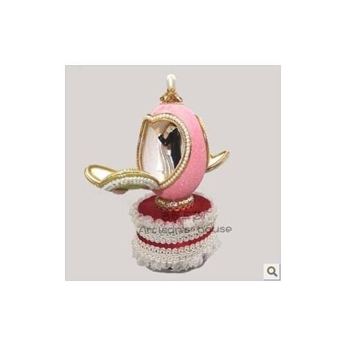 The wedding celebration for Christmas holiday gifts egg box first girlfriend creative mind