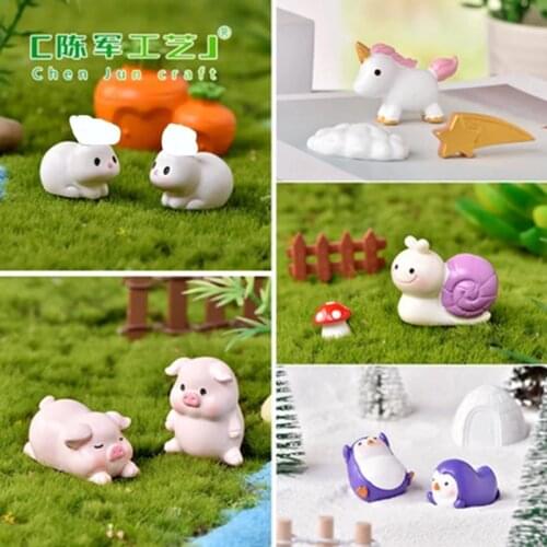 ZOCDOU 1 Piece Cartoon Animals Small Statue Little Figurine Crafts Figure Ornament Miniatures