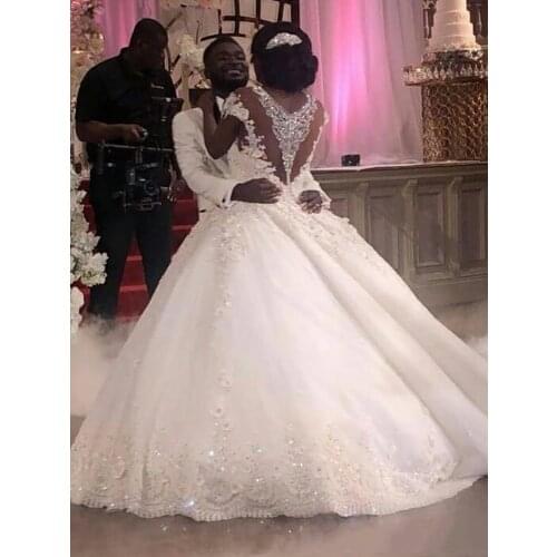 Sparkly Crystals Ball Gown Princess Wedding Dress Sheer Neck Cap Sleeve Appliques Lace Luxury 2020 Bridal Gown Custom Size