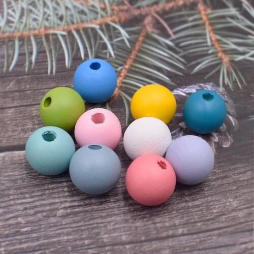 Colorful Balsa Wood Eco-Friendly Round Wooden Beads For Making Jewelry Bracelet Handmade For Wooden Decorations Wood Crafts DIY