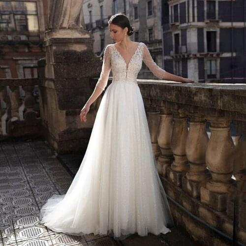 Elegant A Line Wedding Dress 2021 Country Glitter Shiny Tull V-neck Princess Bridal Dress Lace half Sleeves Wedding Gowns