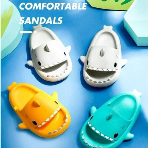 Shark Summer Childrens Slippers Rainbow Shoes for Kids Toddler Baby Outdoor EVA Cartoon Print Cute Flat Heels Beach Sandals