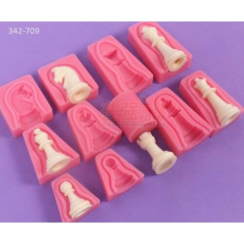 International Chess Shape 6 Sets Fondnat Silicone 3D Double side Printing Fondant Sugar Mold King Queen Knight Rook Cake Tools