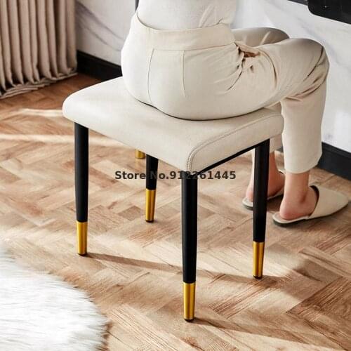 Nordic Light Luxury Makeup Stool Bedroom Simple Dressing Stool Girl Net Red Makeup Chair Dining Stool