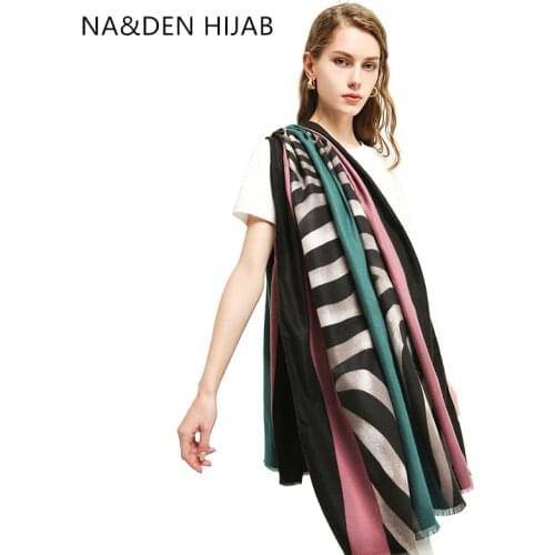 Ribbed pashmina Elegant shalws Muslim new hijab Classic striped scarves Hi-Q ladies wraps Winter scarf Islamic bandana 7 pcs/lot