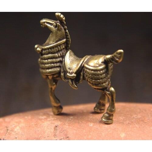 Vintage Copper War Horse Figurines Nice Steed Horse animal pet keychain Keyring Keychain Classic 3D Bag Chain Key Creative Gift