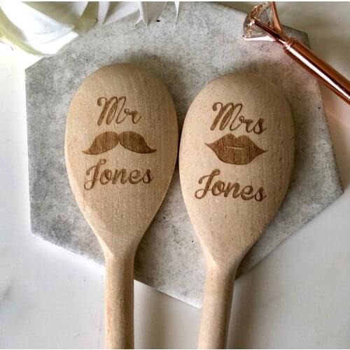 Personalised Mr & Mrs engraved name Wooden Spoon Wedding Wood Spoon wedding favors gifts