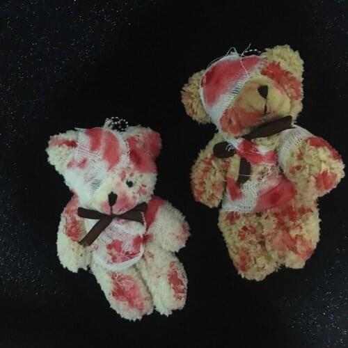 Punk Bloody Plush Bear Keychain Halloween Injured Animal Bear Doll Key Ring Bags Pendant Creative Fashion Cool Jewelry