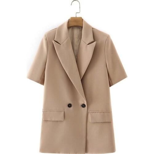 ZA Double-breasted jacket with pocket trim. Two-button suit in solid color. Medium length short-sleeved suit