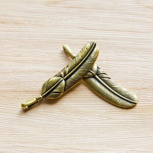 1PC Retro Creative Manual Pure Copper Brass Feather Keychain Men And Women Car Pendant Accessories Tools Camping Equipment