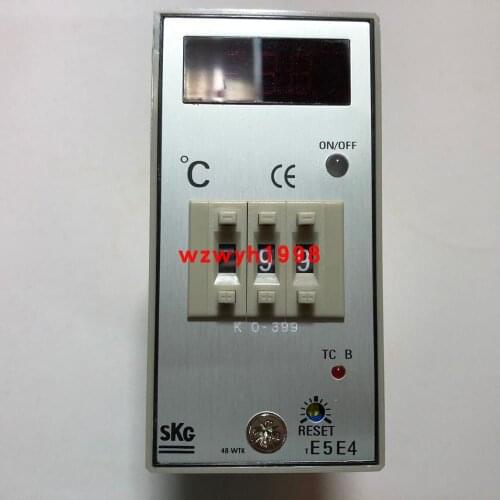 Brand new original authentic Taiwan SKG dial code digital temperature controller TE5E4 temperature controller
