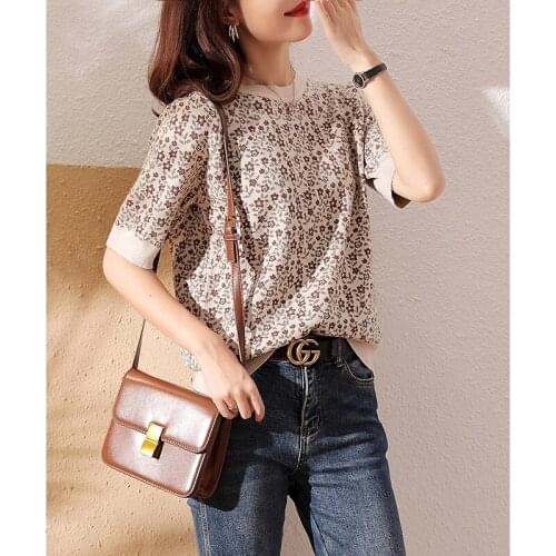 Spring Retro Color Contrast Flower Pattern Short Sleeve Top Loose And Thin Temperament Round Neck Half Sleeve Knitted Sweater