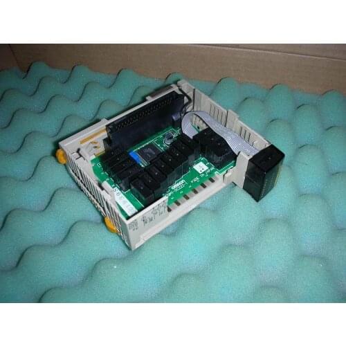 1PC USED OMRON CQM1-OC222 broken shell