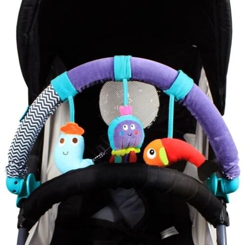 Baby toys Soft Plush Cartoon Animals Baby Stroller Car clip musical Car Baby Stroller Rattle Toys newborn Baby Toys 0-12 Months