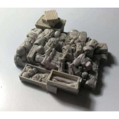 Scenario model Large resin parcel pile 1:35
