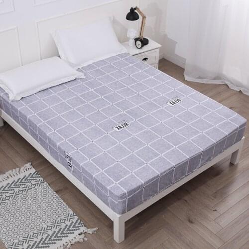 Comfortable Polyester Bed Fitted Sheet Printing Mattress Protector Cover with Elastic Band Skin-friendly Bed Linens Bed Cover
