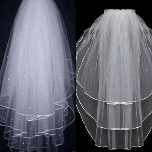 Hot Sale Sexy Clingy 3 Tier Short Wedding Veil with Comb White Pearl Fingertip Veil for Bridal