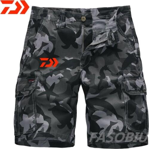 Camouflage Shorts 2020 New Daiwa Fishing Pants Summer Breathable Mens Fishing Clothes Outdoor Sport Pants Hiking Camping Pants