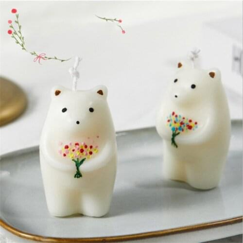 Cute Little Bear With Bouquet Design Candle Mold DIY Aromatherapy Plaster Mould Home Decoration Handmade Candle Making Crafts