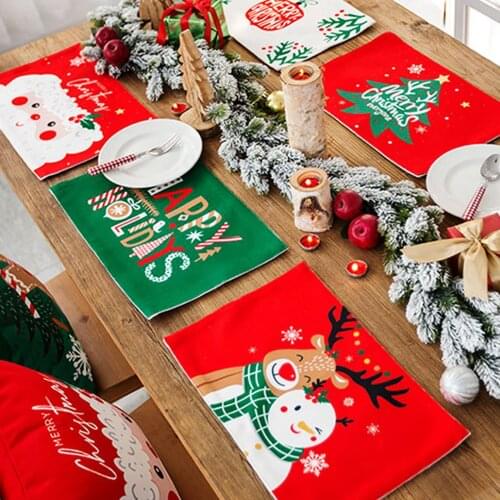 Merry Christmas Heat Resistant Placemat Dish Plate Mat Cushion Party Decoration Dining Table Placemat Dining Tableware Pad