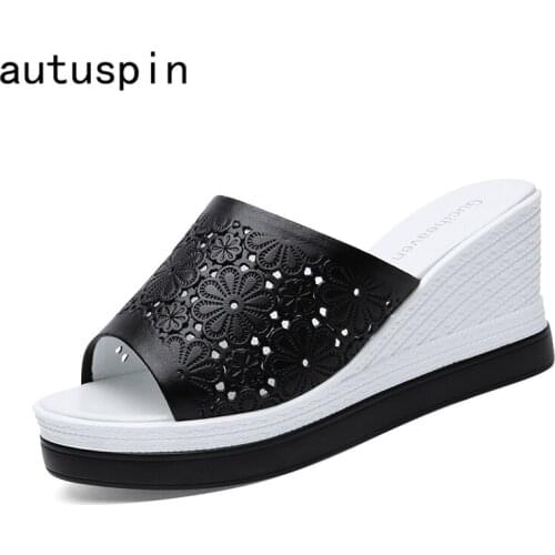 Autuspin Fashion Hollow Out Women Slides Summer Fashion Wedges Slippers Female Outdoor Genuine Leather Lazy Shoes White Black