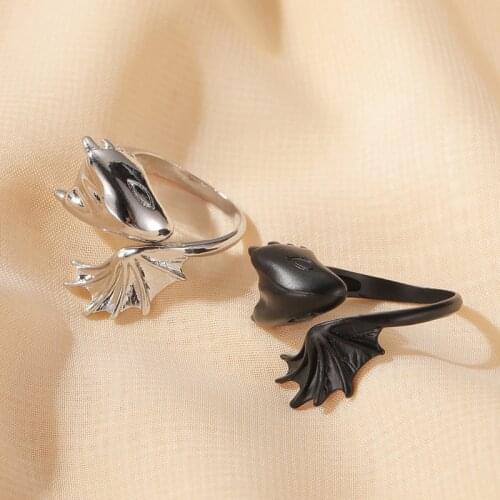 Gothic Punk Rings for Men Women Black Silver Color Flying Dragon Paired Couple Rings Evil Demon Best Friends Open Ring Jewelry