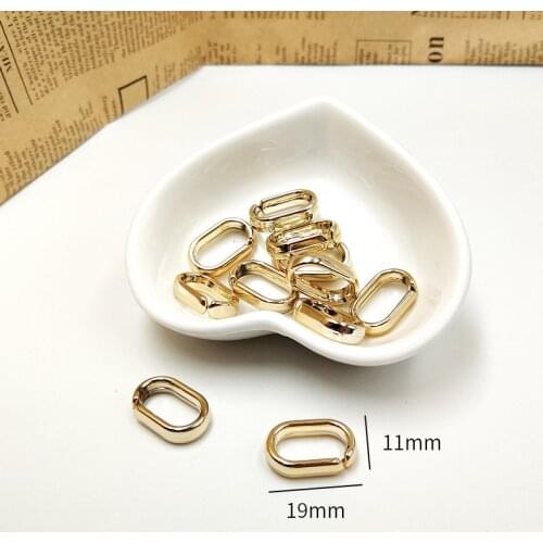 50pcs/lot Gold Acrylic Buckle Beads DIY Connectors Accessories Earrings Bracelets Necklace Loops Strap Bag Chains N441