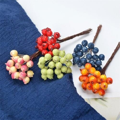 1 Bunch Exquisite Artificial Berry Visual Effect Polystyrene Styrofoam Realistic Hard to Fade Simulation Berry for Home