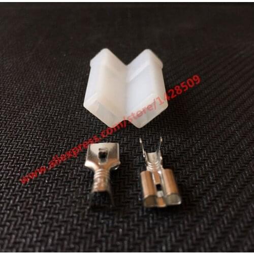 20 Sets 2 Pin PA66 Auto Connector Fuel Nozzle Plug Housing Connector Electrical Wiring connectors Wire Clip Connector