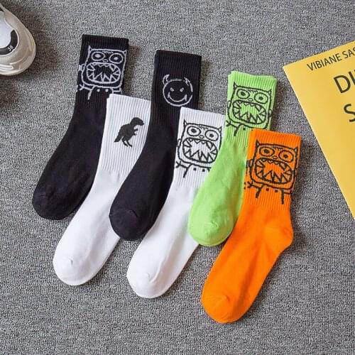 Fashion Men Cartoon Pattern Cotton Socks Street Hip Hop Skateboard Socks Casual Breathable Mid Tube Socks Unisex Couples Sox