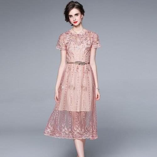 Runway Women Summer High-End Embroidery Mesh Dress Fashion Elegant Femme Designer Short Sleeve A-Line Party Vestidos With Belt