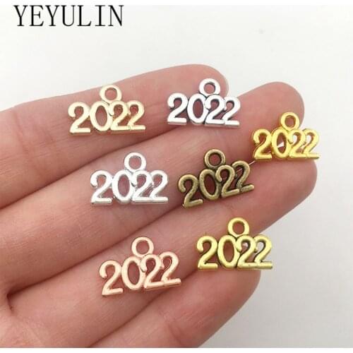 70pcs/pack Year Number 2021 2022 Charms Pendant For Women Men DIY Necklace Bracelet Smooth Gold Silver Color Jewelry Accessories