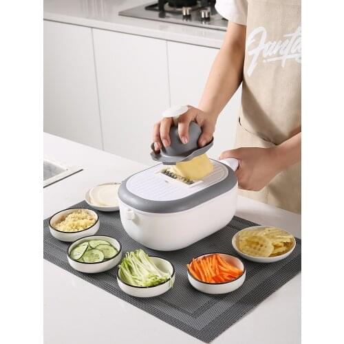 Manually grind bottles, creative kitchen utensils, practical gadgets, daily necessities artifact