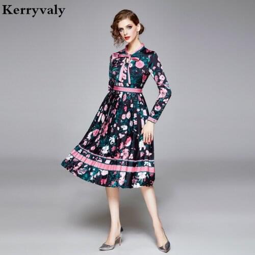 Women Bow Tie Long Sleeve Printed Bottoming Runway Dress Ropa Mujer Verano 2021 Hugging Pleated Floral Retro Party Dress K5858