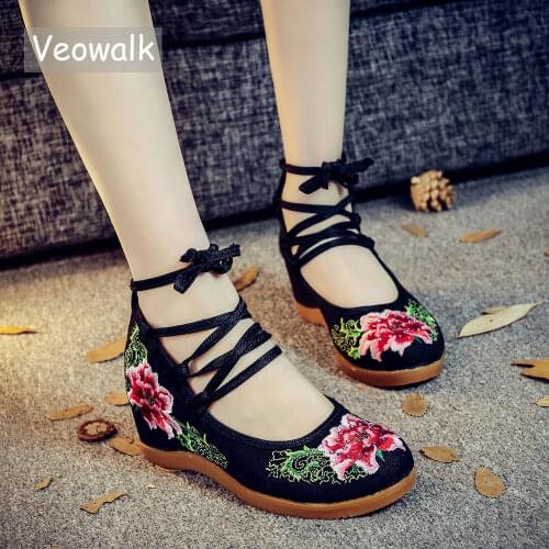 Veowalk Handmade Vintage Pumps Hidden Wedge Heel Women Cotton Embroidered Canvas Shoes Mid Top Ankle Strap Casual Pumps