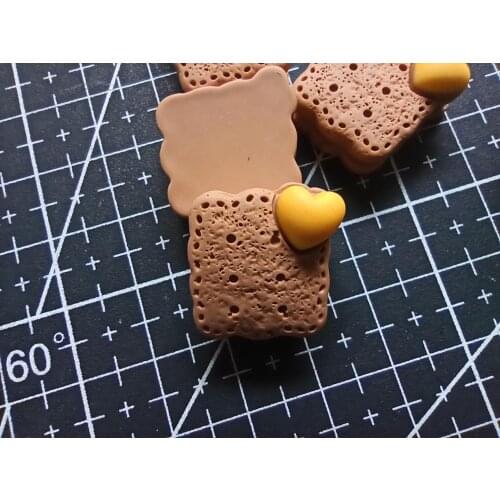 1pcs/lot resin flat back Simulation brown cookie 18mm Cabochons Scrapbooking Hair Bow Center DIY Christmas decration