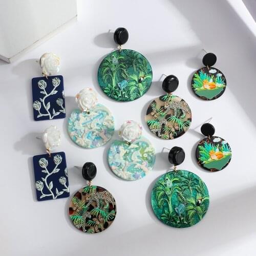AMORCOME Bohemia Green Flora Graffiti Acrylic Drop Earrings for Women Girls Natural Animal 3D Flower Dangle Earrings Jewelry