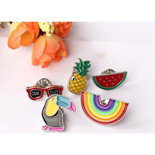 Fashion Fruit Rainbow Woodpecker Pins Brooches Jewelry Accessories Christmas Gift lapel pin broches jewelry fashion