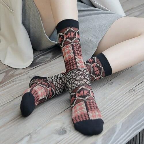2020 New Women Cotton Socks Fashion Autumn Winter Socks 1 Pair Warm Patchwork Color Long Socks Female High Quality Korea Style