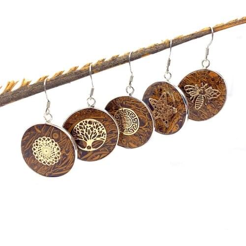 Natural Stone Earrings Gold Silk Jade Round Edging Carved Fish Butterfly Love Pattern Copper Jewelry Earrings High-end Luxury