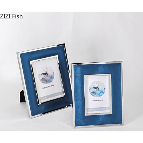 Silver Frame Picture Frames Modern Room Aesthetics Bedside Table Family Portrait Photo Frame 6/7 Inch Blue Metal Photo Frames